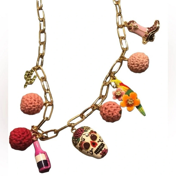 BETSEY JOHNSON SET Southwest Theme Charm Necklace & Matching Earrings NEW NWT - Picture 4 of 16